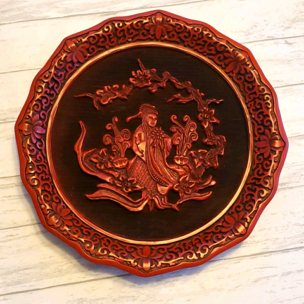 NWT Collectible Weo Cho "The Sense Of Smell" Cinnabar Plate Five Perceptions